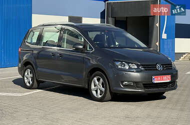 Минивэн Volkswagen Sharan 2013 в 
