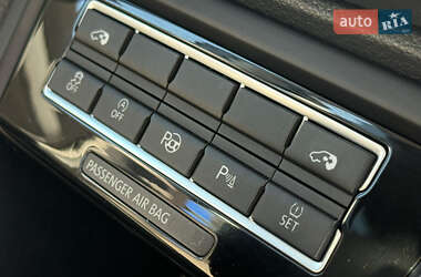 Минивэн Volkswagen Sharan 2013 в 