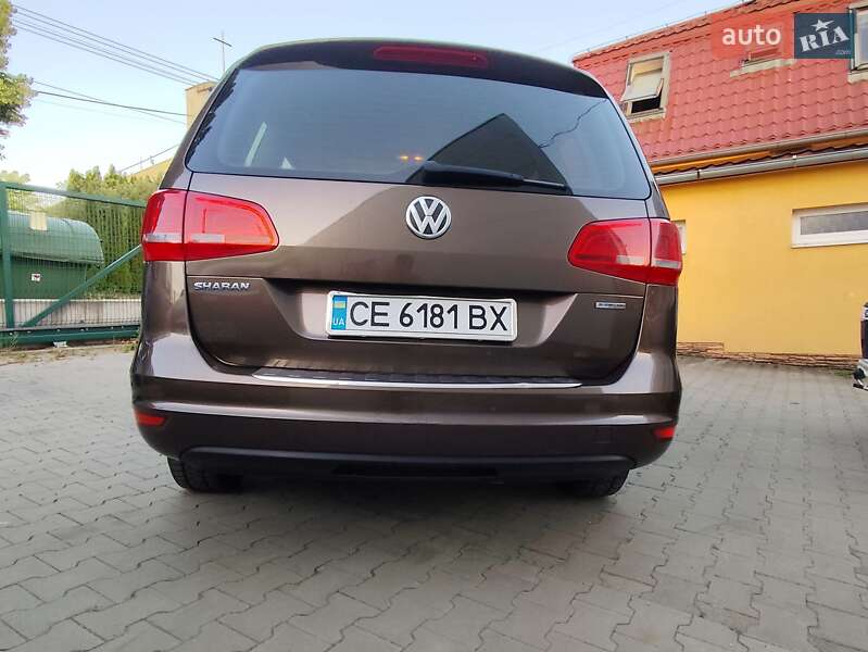 Мінівен Volkswagen Sharan 2011 в Мукачевому