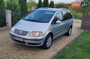 Минивэн Volkswagen Sharan 2009 в Стрые