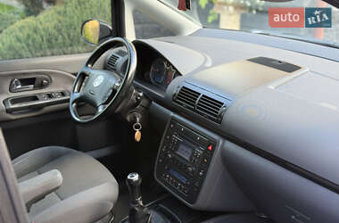 Минивэн Volkswagen Sharan 2009 в 