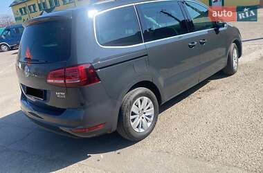 Минивэн Volkswagen Sharan 2017 в 