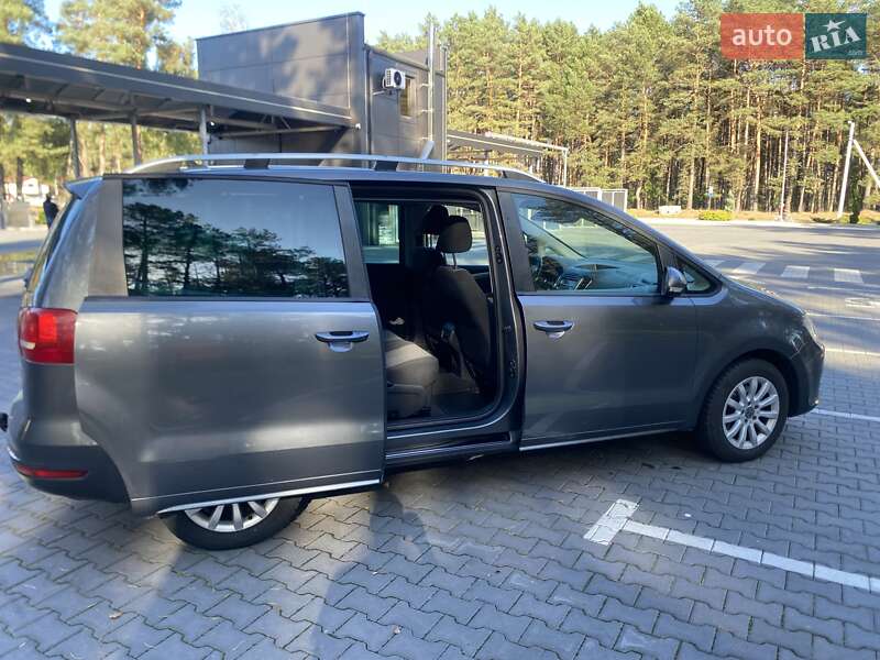 Минивэн Volkswagen Sharan 2010 в Маневичах