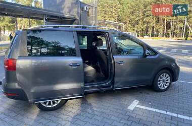 Минивэн Volkswagen Sharan 2011 в 