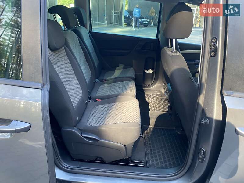 Минивэн Volkswagen Sharan 2010 в Маневичах