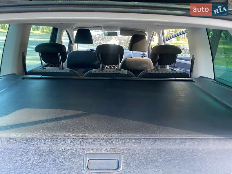 Минивэн Volkswagen Sharan 2010 в Маневичах