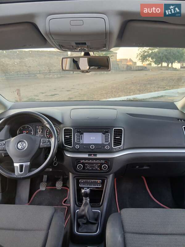 Минивэн Volkswagen Sharan 2011 в Белгороде-Днестровском