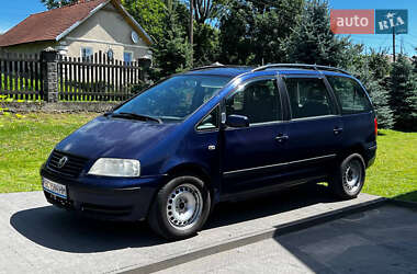 Минивэн Volkswagen Sharan 2001 в 