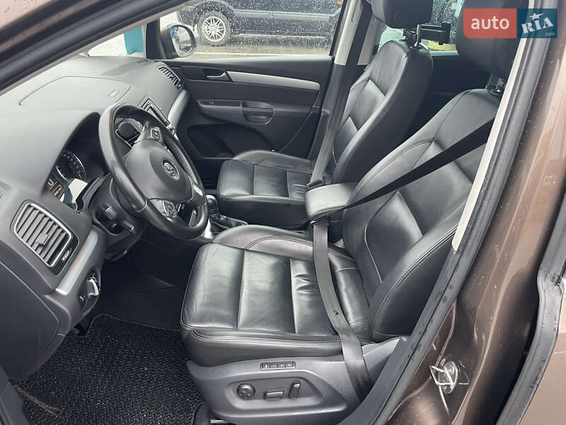 Минивэн Volkswagen Sharan 2012 в Виннице