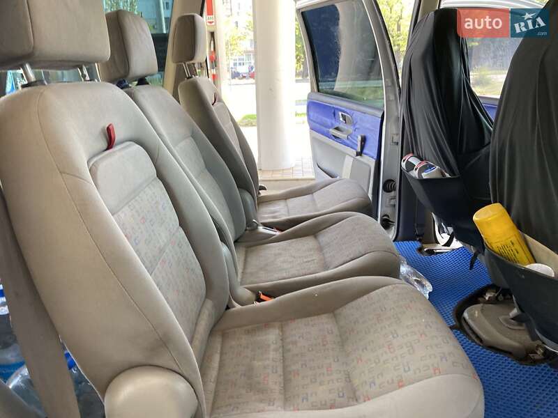 Мінівен Volkswagen Sharan 2001 в Миколаєві