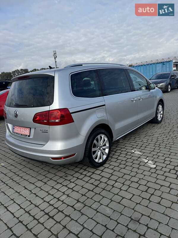 Минивэн Volkswagen Sharan 2013 в Черновцах