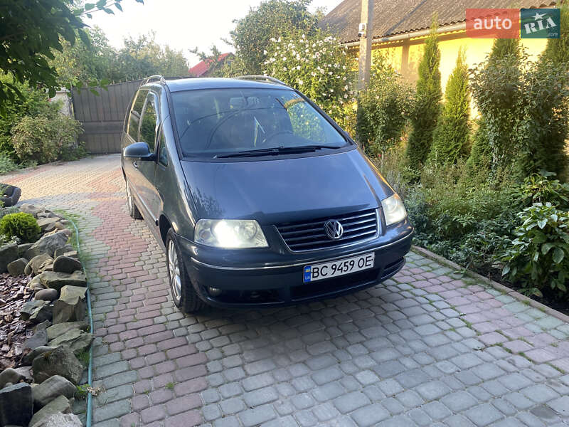 Минивэн Volkswagen Sharan 2005 в Перемышлянах