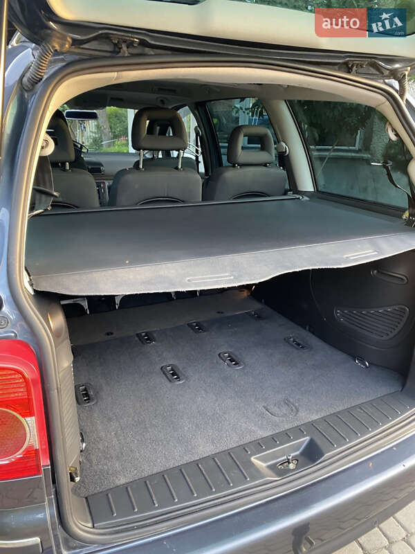 Минивэн Volkswagen Sharan 2005 в Перемышлянах