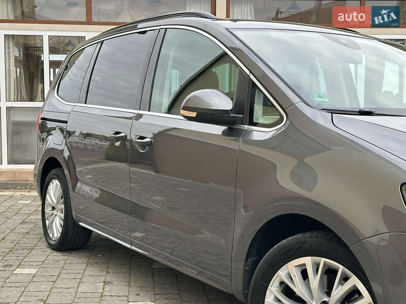 Минивэн Volkswagen Sharan 2015 в Дрогобыче