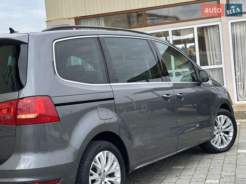 Минивэн Volkswagen Sharan 2015 в Дрогобыче