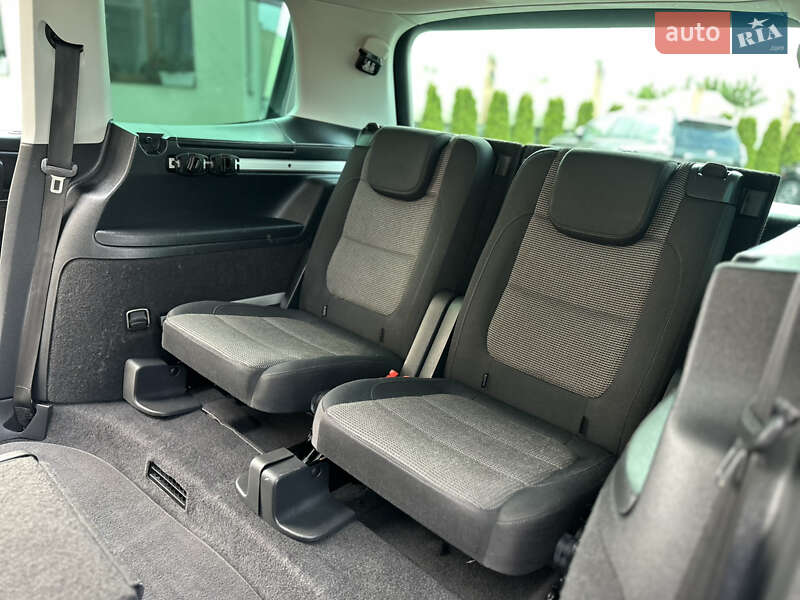 Минивэн Volkswagen Sharan 2015 в Дрогобыче