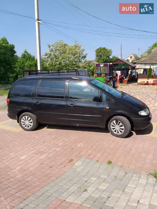 Мінівен Volkswagen Sharan 1996 в Калинівці