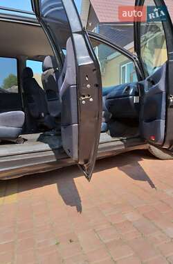 Минивэн Volkswagen Sharan 1996 в  фото 15 Минивэн Volkswagen Sharan 1996 в