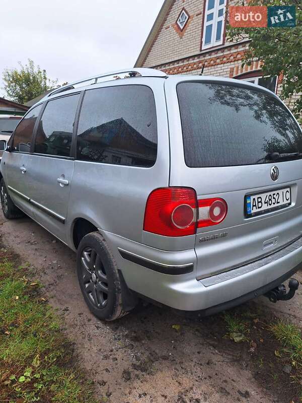 Минивэн Volkswagen Sharan 2004 в Виннице
