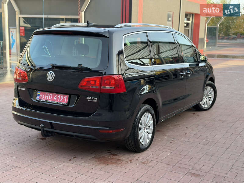 Минивэн Volkswagen Sharan 2014 в Ровно