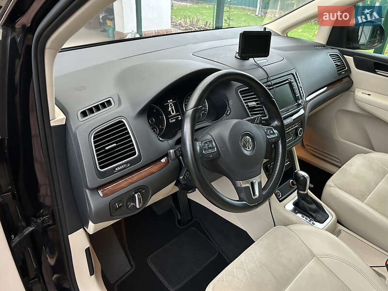 Минивэн Volkswagen Sharan 2011 в Белой Церкви