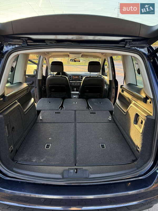 Мінівен Volkswagen Sharan 2015 в Львові