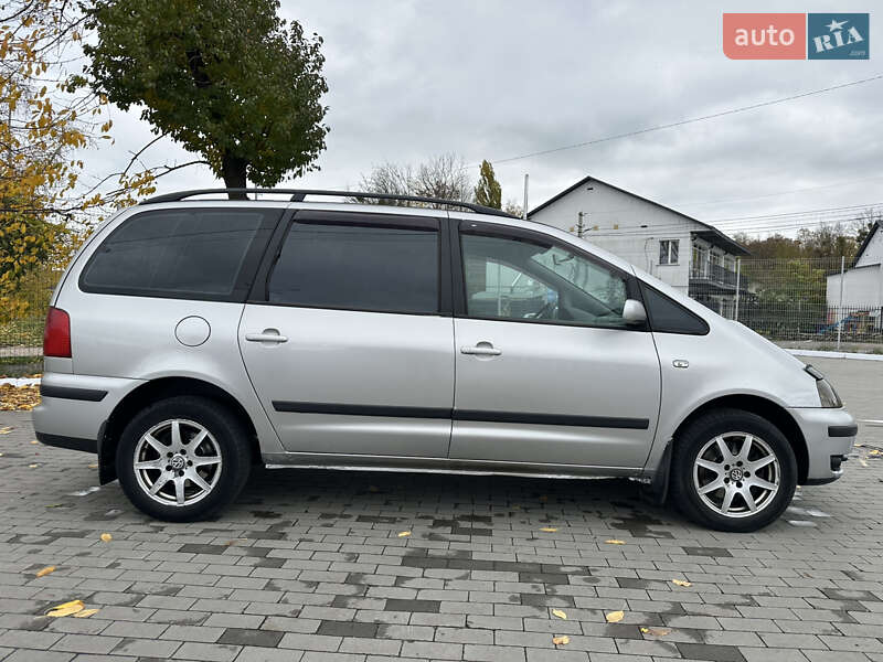 Минивэн Volkswagen Sharan 2003 в Умани