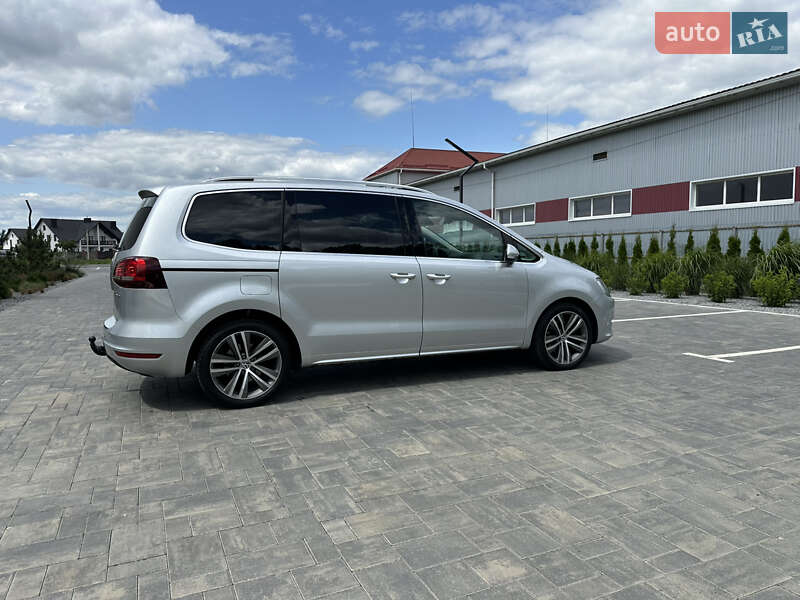 Минивэн Volkswagen Sharan 2017 в Луцке