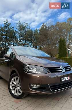 Минивэн Volkswagen Sharan 2012 в Стрые