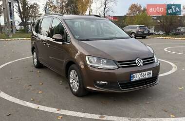 Минивэн Volkswagen Sharan 2011 в Буче Минивэн Volkswagen Sharan 2011 в Буче
