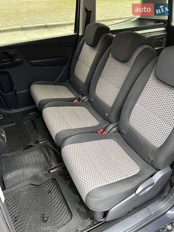 Минивэн Volkswagen Sharan 2011 в Шепетовке