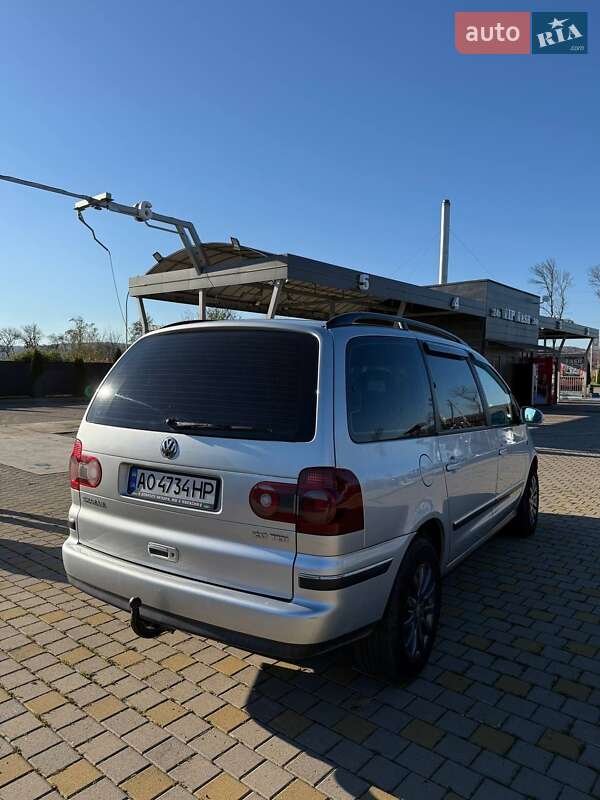 Минивэн Volkswagen Sharan 2009 в Иршаве