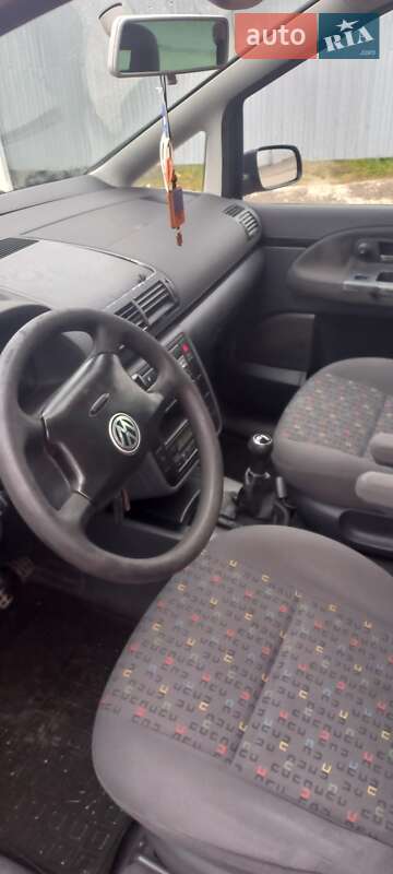 Минивэн Volkswagen Sharan 2001 в Хмельницком