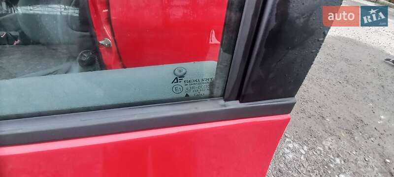 Минивэн Volkswagen Sharan 2001 в Хмельницком