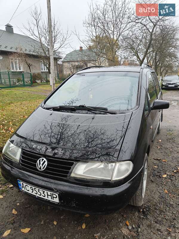 Мінівен Volkswagen Sharan 1999 в Володимирі фото 2 Мінівен Volkswagen Sharan 1999 в Володимирі