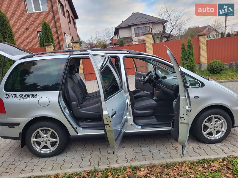 Мінівен Volkswagen Sharan 2004 в Хмельницькому