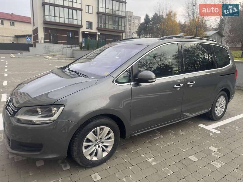 Минивэн Volkswagen Sharan 2012 в Новояворовске фото 9 Минивэн Volkswagen Sharan 2012 в Новояворовске