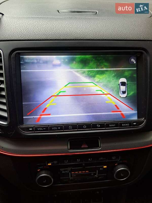 Минивэн Volkswagen Sharan 2011 в Литине