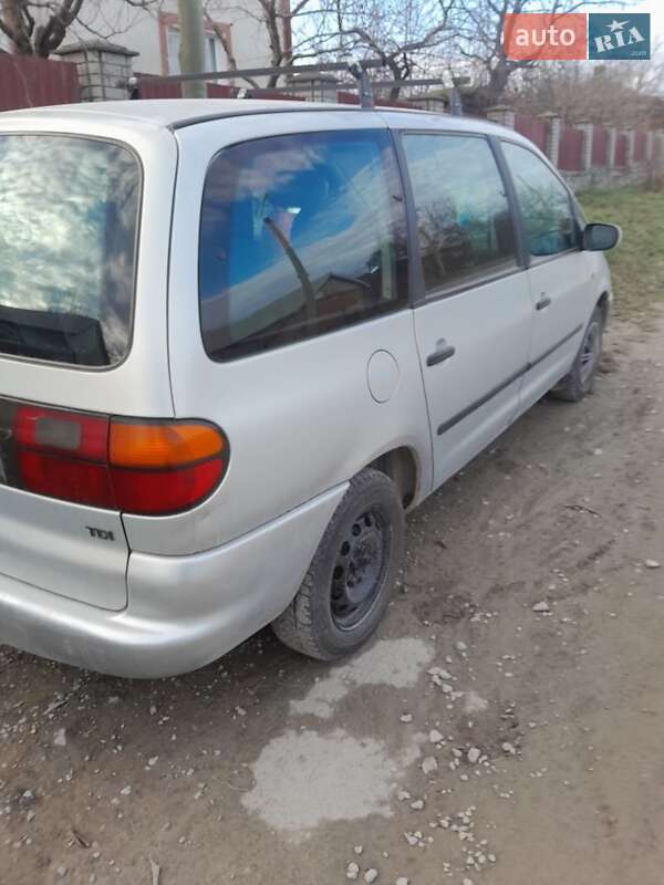 Минивэн Volkswagen Sharan 1996 в Чорткове