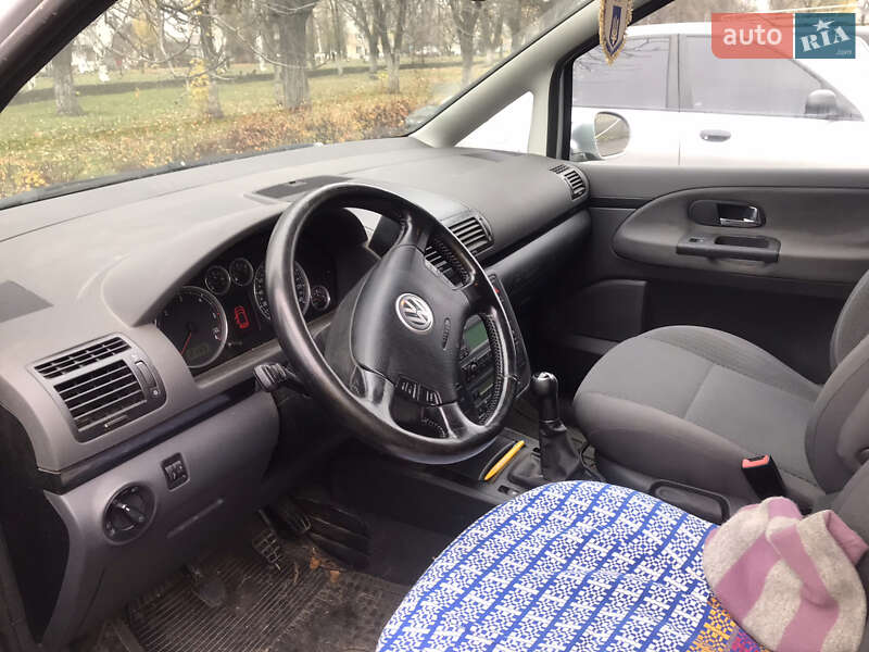 Минивэн Volkswagen Sharan 2006 в Горишних Плавнях фото 7 Минивэн Volkswagen Sharan 2006 в Горишних Плавнях