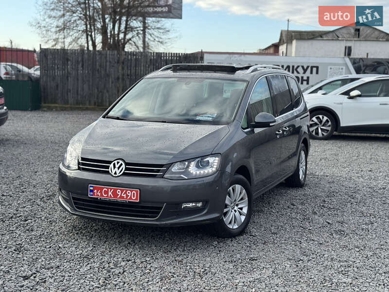 Минивэн Volkswagen Sharan 2015 в Сарнах