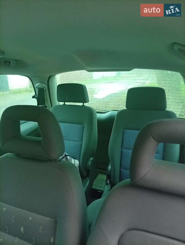Минивэн Volkswagen Sharan 2004 в Смеле фото 12 Минивэн Volkswagen Sharan 2004 в Смеле