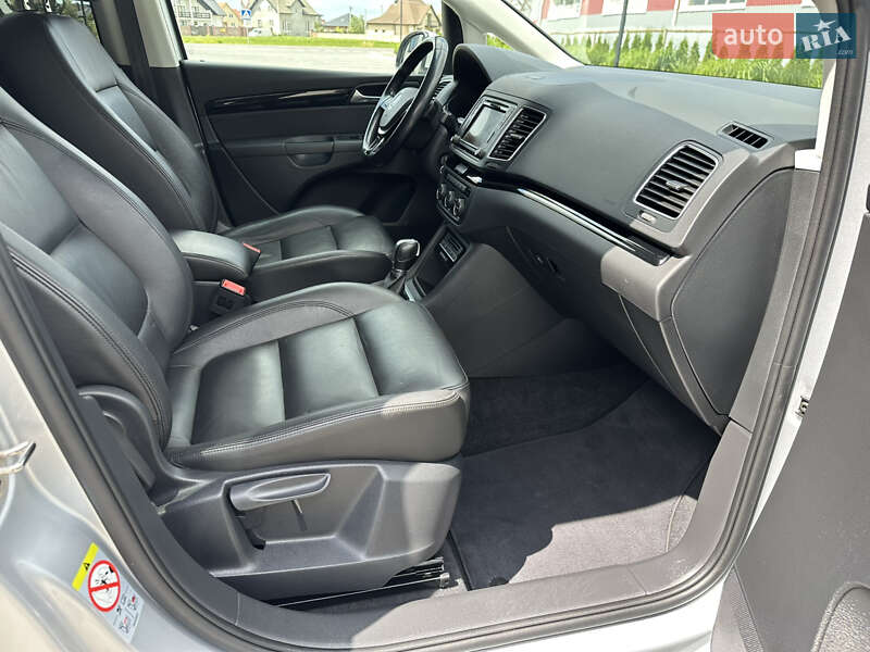 Минивэн Volkswagen Sharan 2017 в Луцке фото 40 Минивэн Volkswagen Sharan 2017 в Луцке
