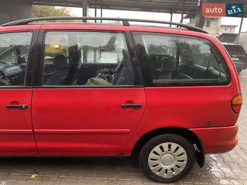 Минивэн Volkswagen Sharan 1998 в Львове