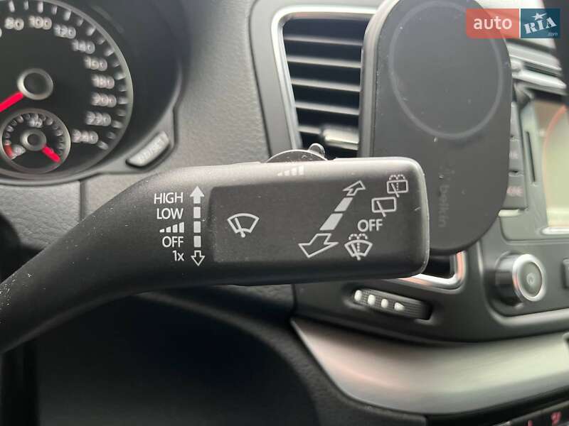 Минивэн Volkswagen Sharan 2014 в Киеве фото 17 Минивэн Volkswagen Sharan 2014 в Киеве
