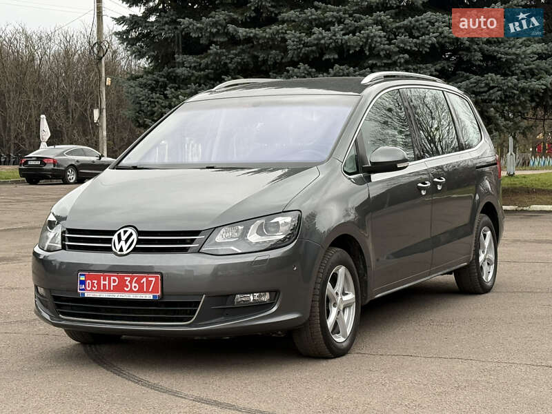 Минивэн Volkswagen Sharan 2012 в Ровно