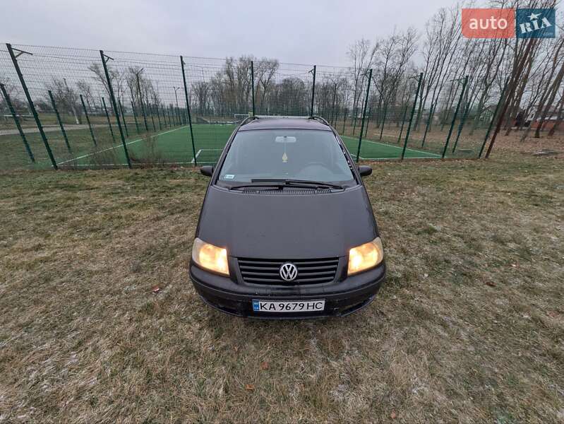 Минивэн Volkswagen Sharan 2003 в Барышевке фото 4 Минивэн Volkswagen Sharan 2003 в Барышевке