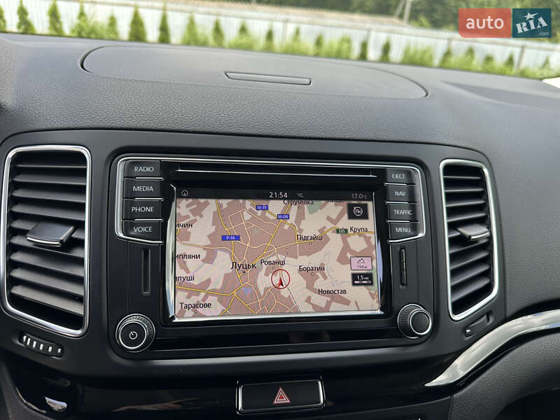 Минивэн Volkswagen Sharan 2017 в Луцке