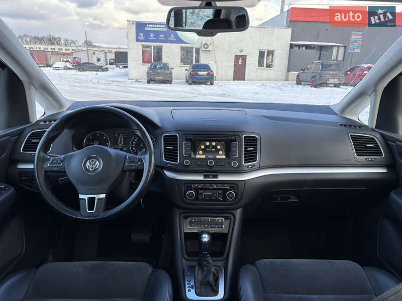 Минивэн Volkswagen Sharan 2011 в Черкассах