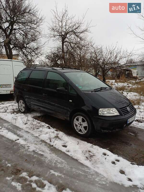 Мінівен Volkswagen Sharan 2000 в Запоріжжі